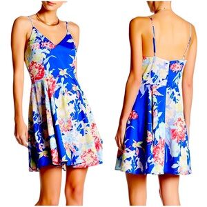 Yumi Kim Blue Floral Lined Mini Dress Women's size Small